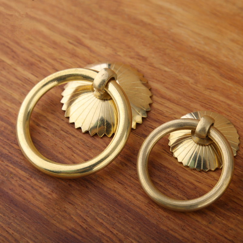 Vintage Brass Cabinet Ring Kno - Furniture Hardware Supplies recensione e prezzo