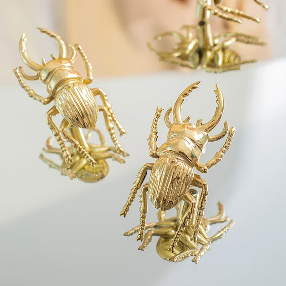 Brass Beetle Drawer Pulls Inse - Unique Furniture Hardware Pulls recensione e prezzo