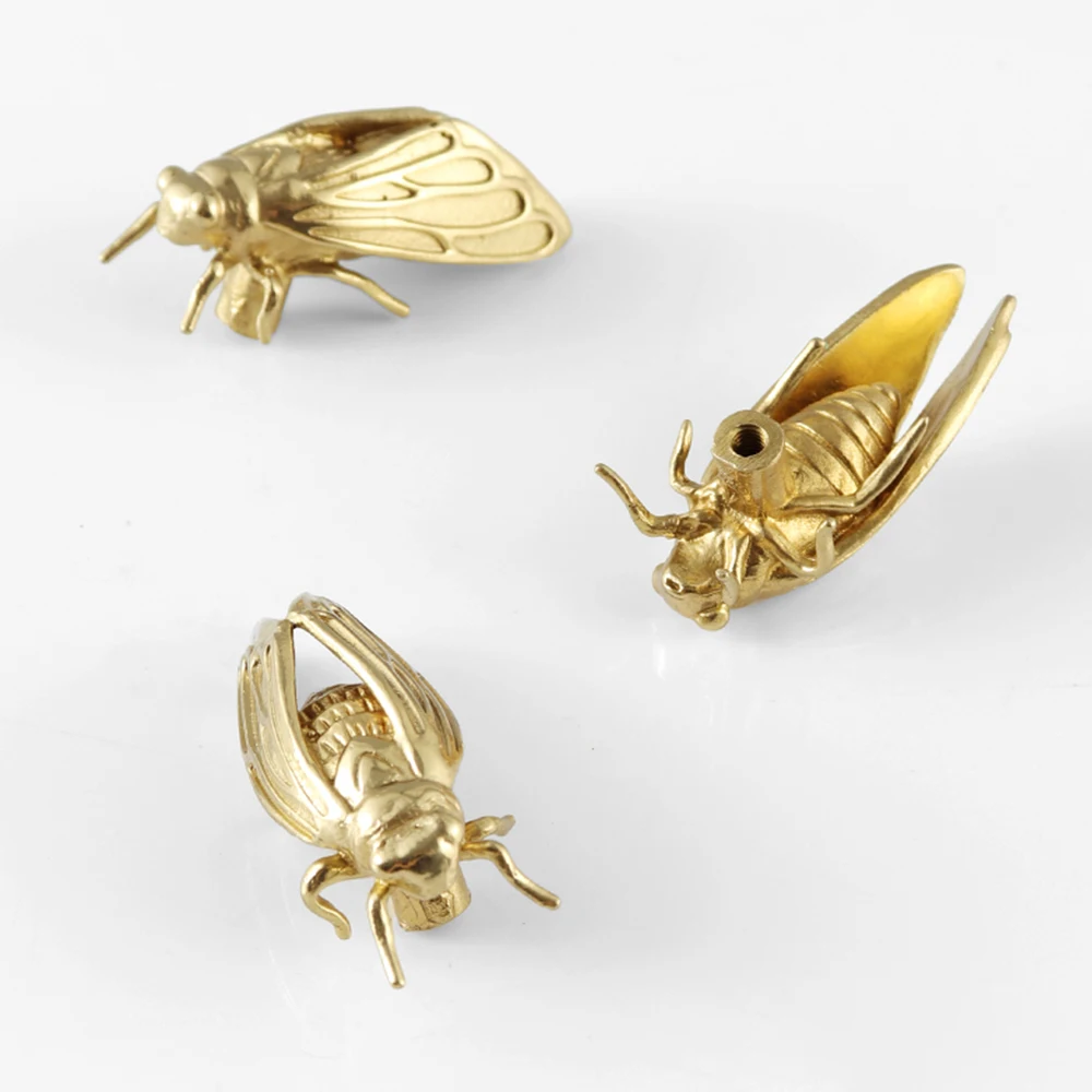 Brass Cicada Cabinet Door Knob - Unique Furniture Hardware Pulls recensione e prezzo