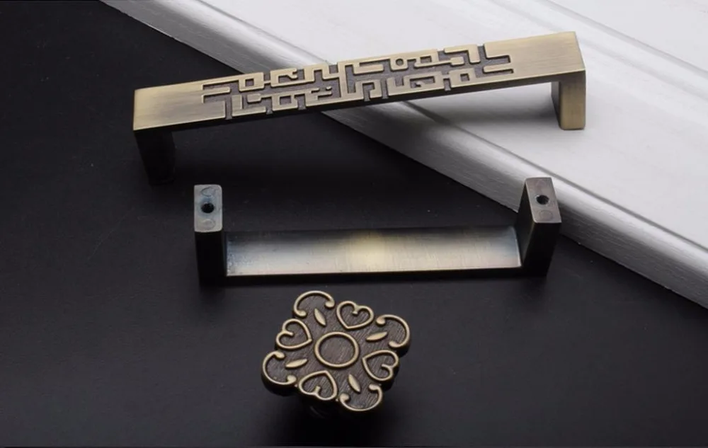 2 pcs Chinese Style Drawer Dra - Unique Furniture Hardware Pulls recensione e prezzo