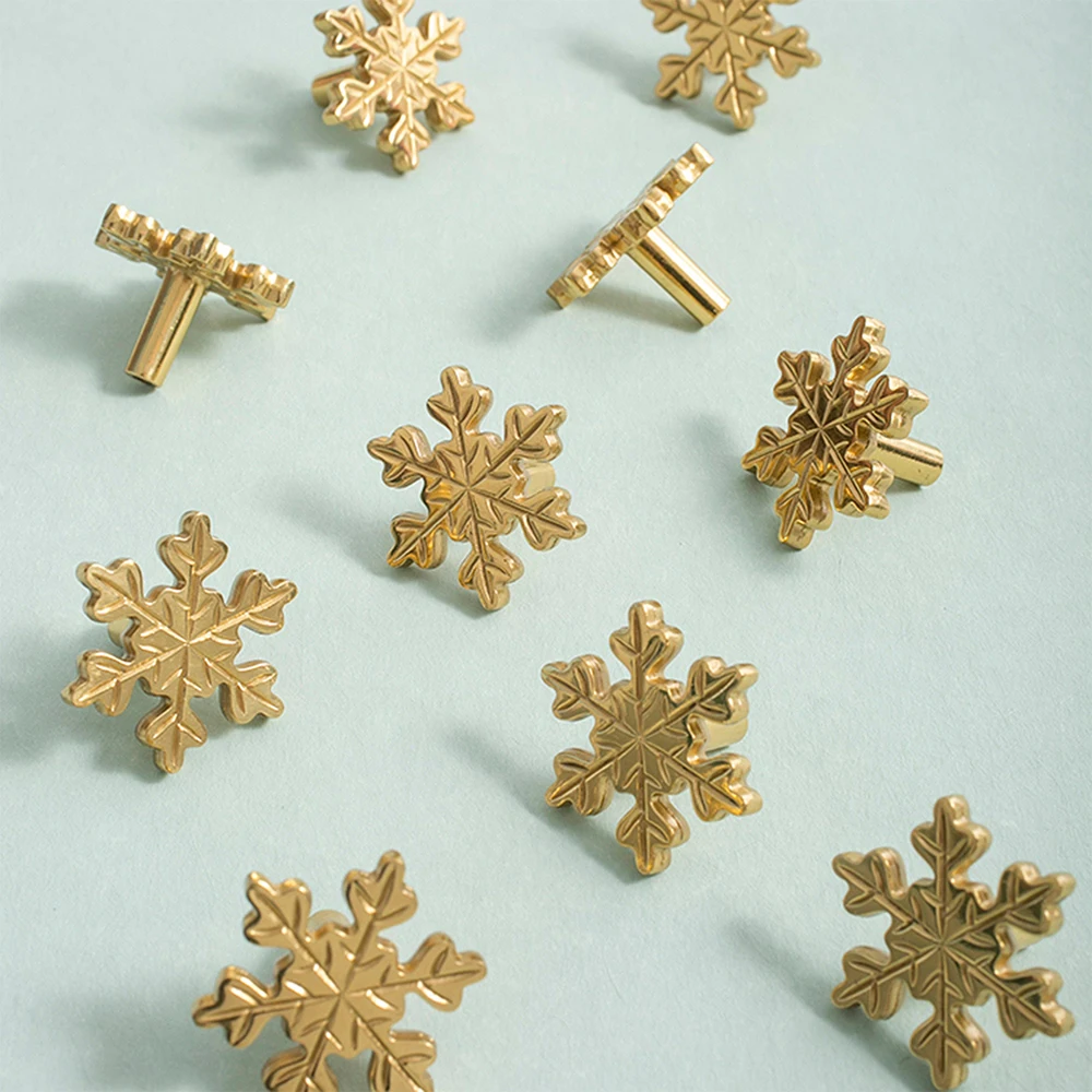 Snowflake Brass Cabinet Door K - Unique Furniture Hardware Pulls recensione e prezzo